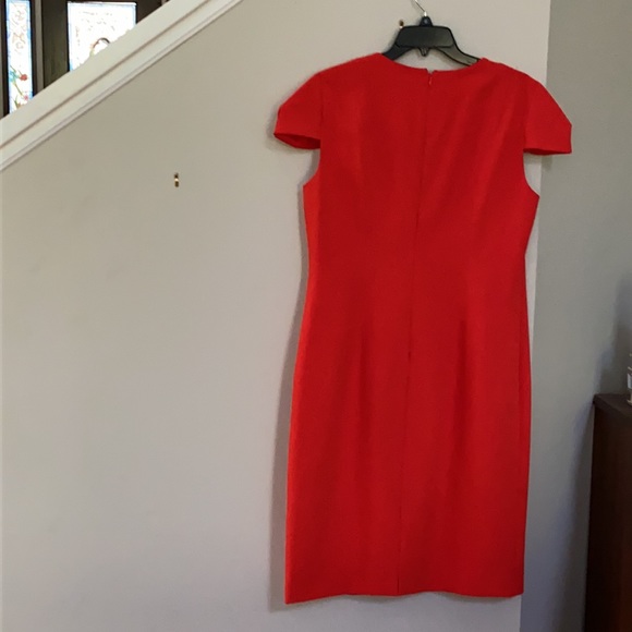 Antonio Melani Maureen Stretch Crepe Cap Sleeve Sheath Dress - Picture 5 of 13